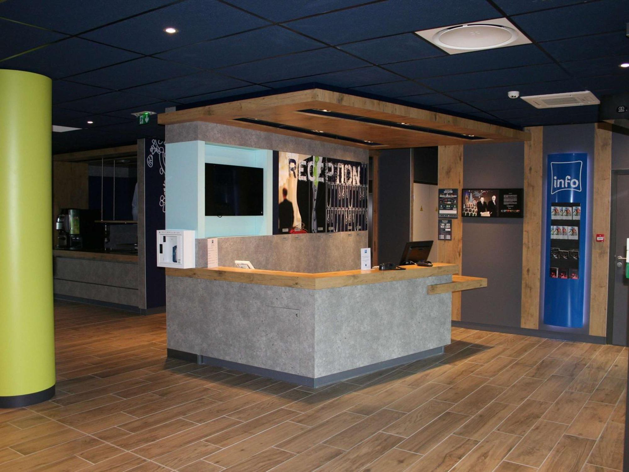 Ibis Budget Montceau Les Mines エクステリア 写真