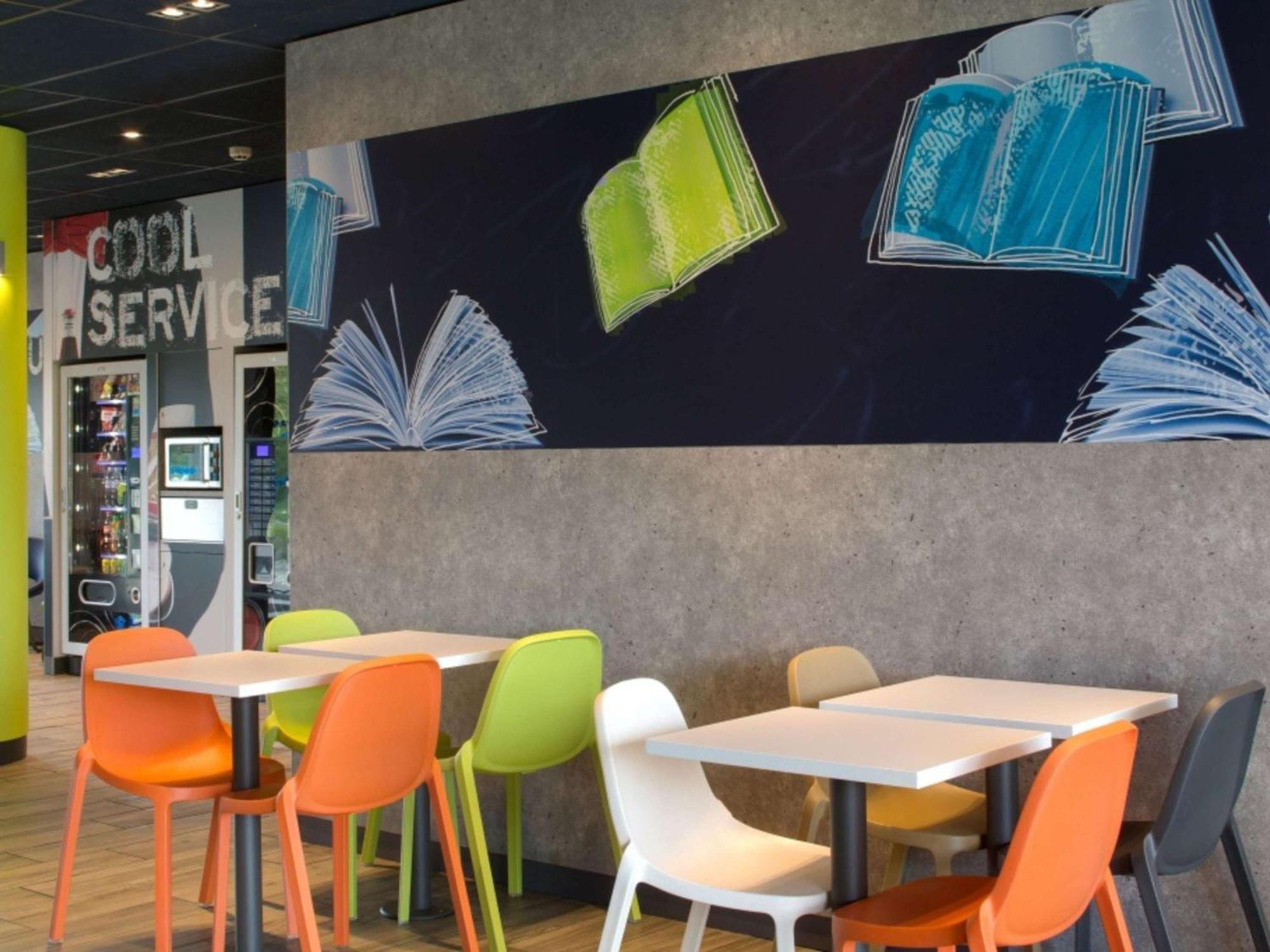 Ibis Budget Montceau Les Mines エクステリア 写真