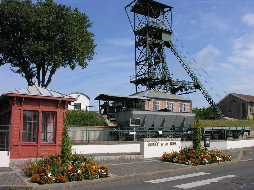 Ibis Budget Montceau Les Mines エクステリア 写真